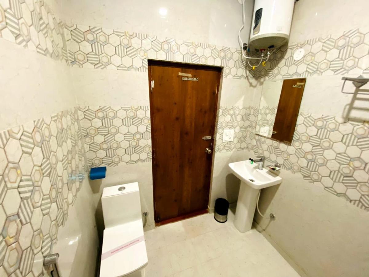 Hotel Singla Residency Kangra Extérieur photo