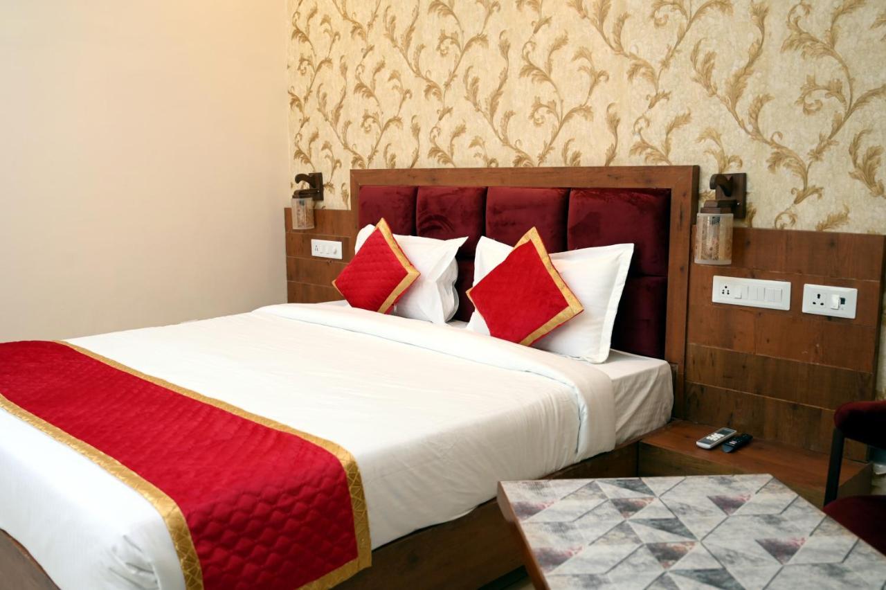 Hotel Singla Residency Kangra Extérieur photo